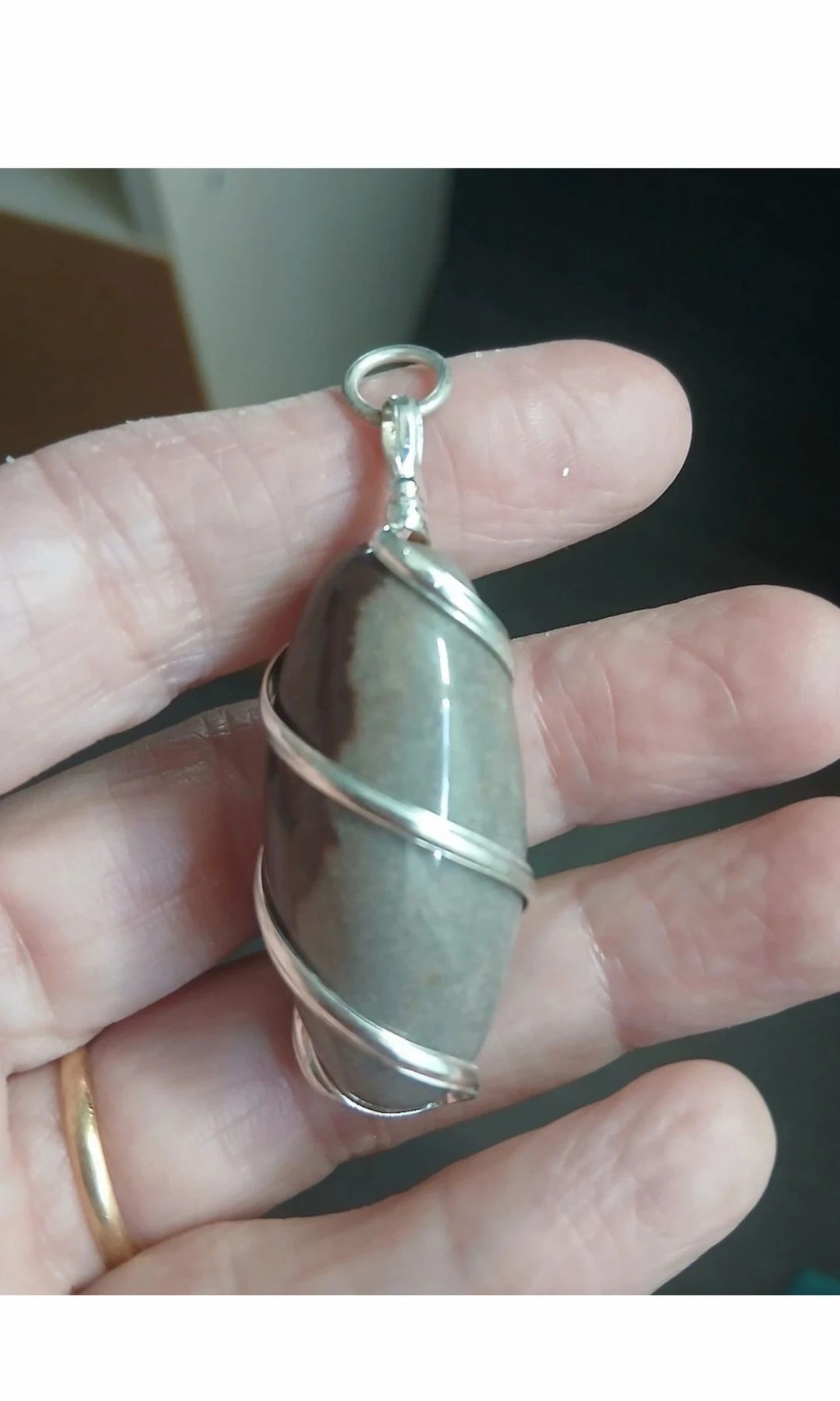 Colgante shiva lingam natural de 4 cm – 22,4 g – Piedra pulida – Litoterapia – – photo 2